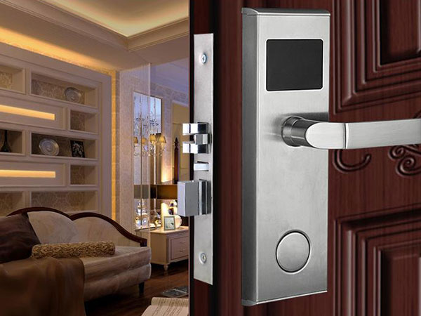 阜城24小时上门开锁公司